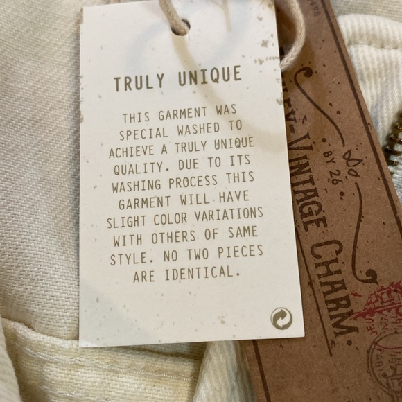 Ashley Vintage Charm Jacket - Picture 4 of 5